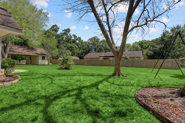 105 Ridgemont Drive, Alvin, TX 77511