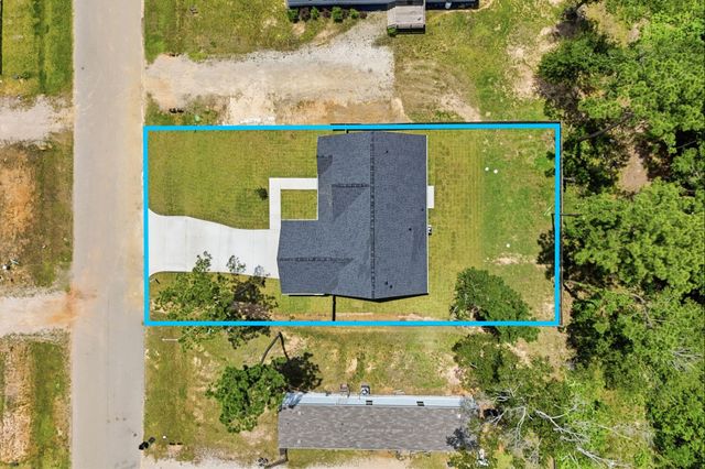 16303 Crockett Martin Estates Drive, Conroe, TX 77306
