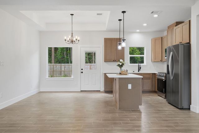 16303 Crockett Martin Estates Drive, Conroe, TX 77306