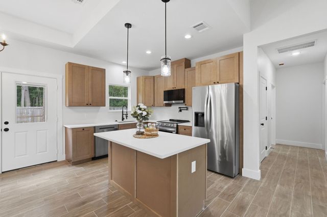 16303 Crockett Martin Estates Drive, Conroe, TX 77306
