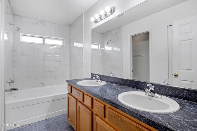 2700 CROSS CREEK Drive, Green Cove Springs, FL 32043