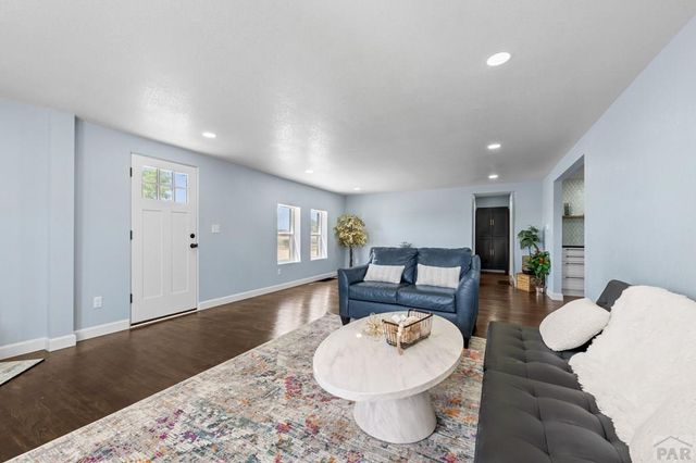 29767 Preston Rd, Pueblo, CO 81006