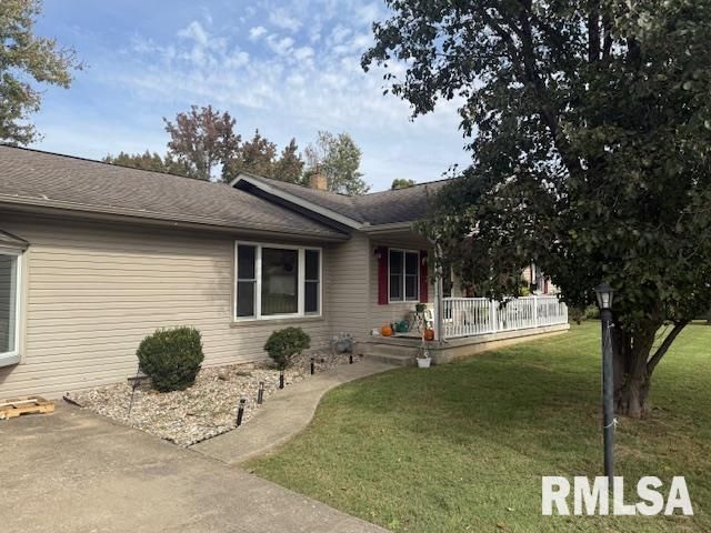 401 E CROSS Street, Herrin, IL 62948