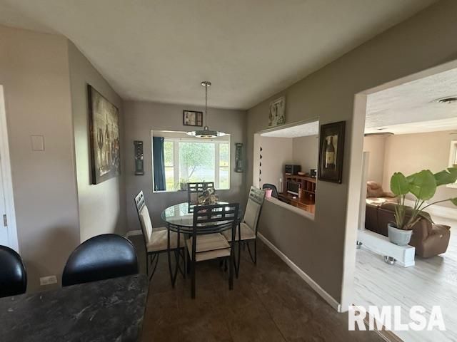 401 E CROSS Street, Herrin, IL 62948