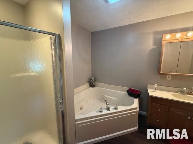 401 E CROSS Street, Herrin, IL 62948