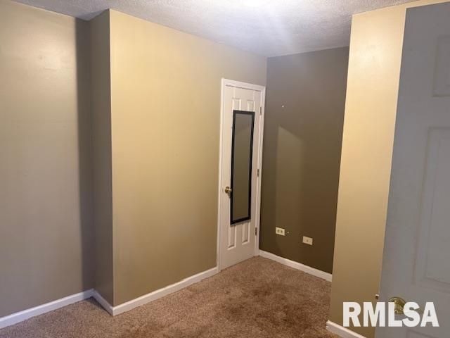 401 E CROSS Street, Herrin, IL 62948