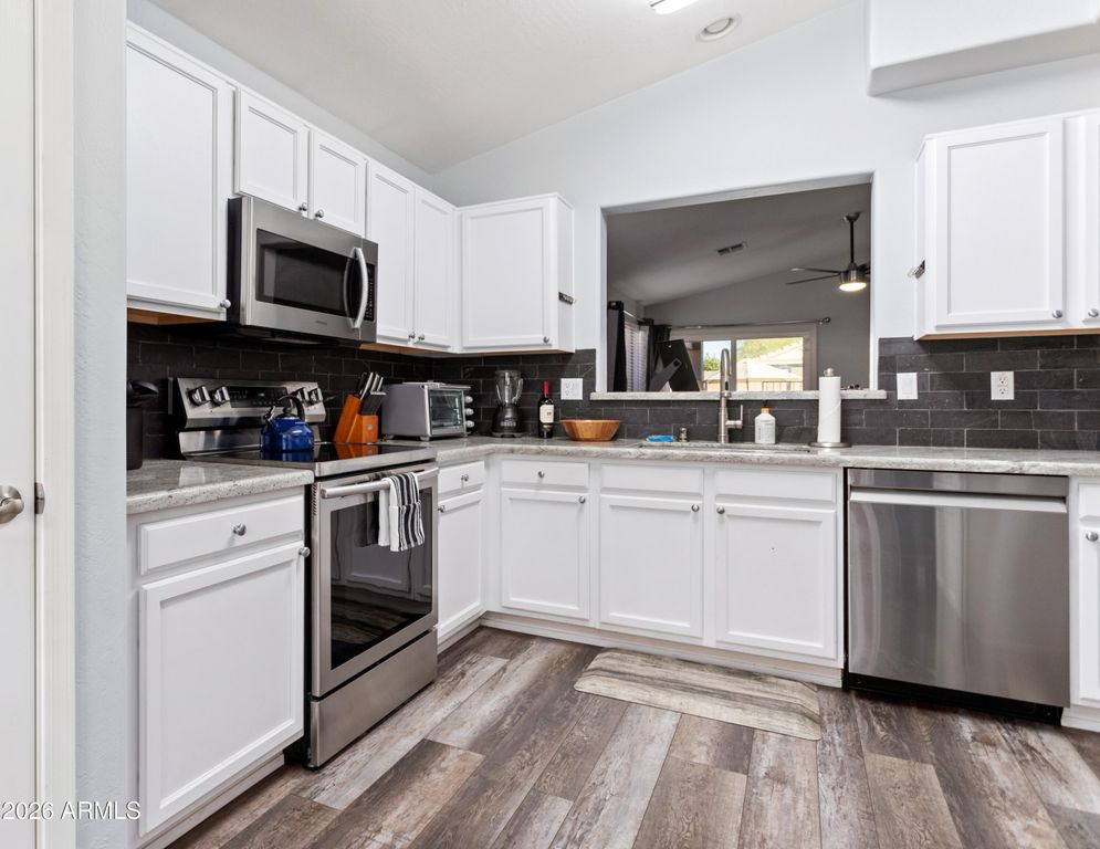 15472 W MESCAL Street, Surprise, AZ 85379 — photo 3