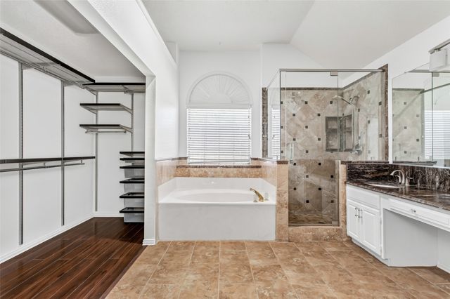 6610 Falcon Street, Rowlett, TX 75089