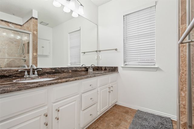 6610 Falcon Street, Rowlett, TX 75089