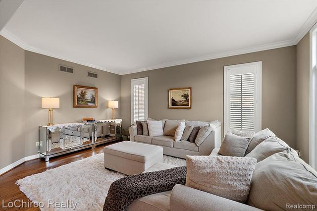 739 Majestic Drive, Rochester, MI 48306