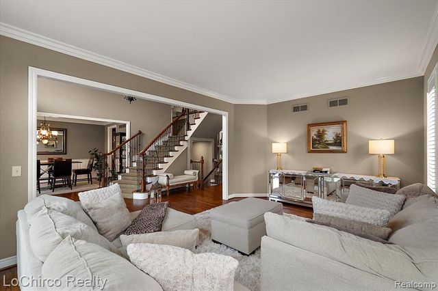 739 Majestic Drive, Rochester, MI 48306