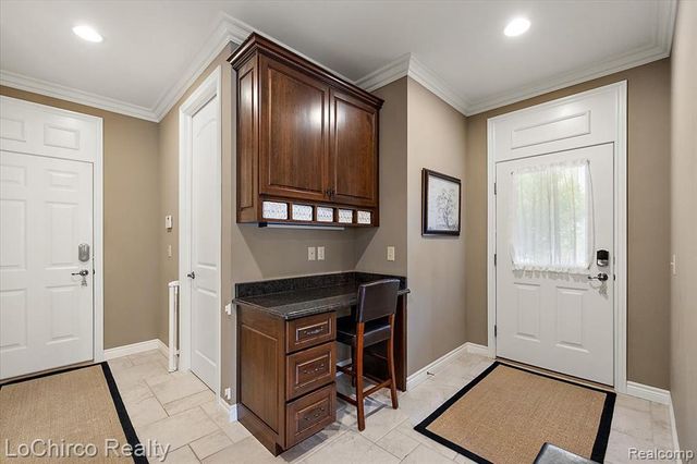 739 Majestic Drive, Rochester, MI 48306