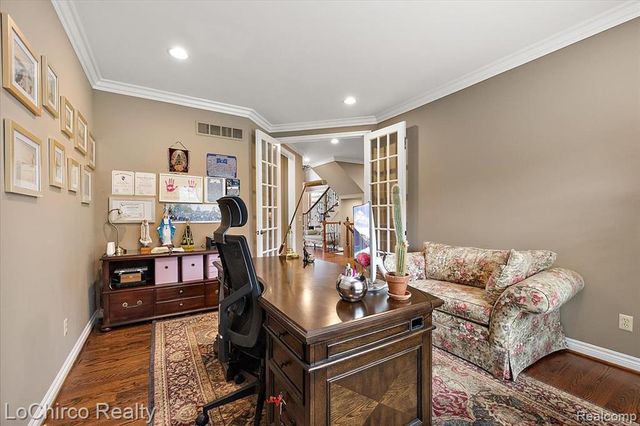 739 Majestic Drive, Rochester, MI 48306
