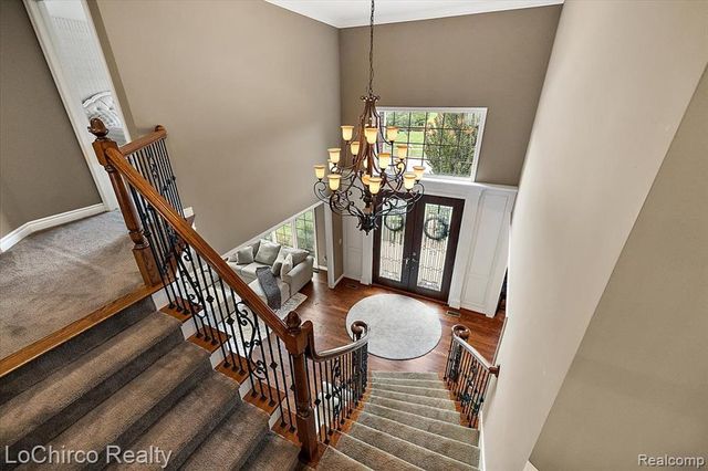 739 Majestic Drive, Rochester, MI 48306