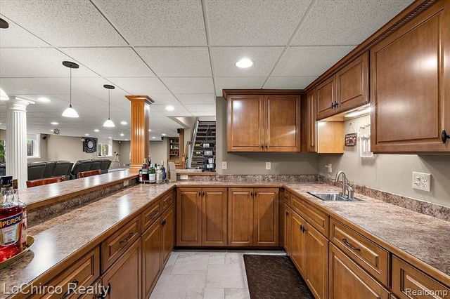 739 Majestic Drive, Rochester, MI 48306
