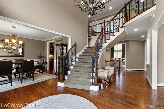 739 Majestic Drive, Rochester, MI 48306