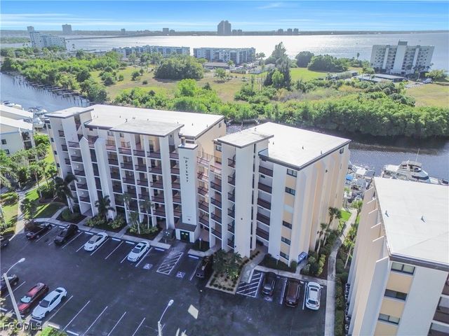 3458 Hancock Bridge PKWY SW 155, North Fort Myers, FL 33903