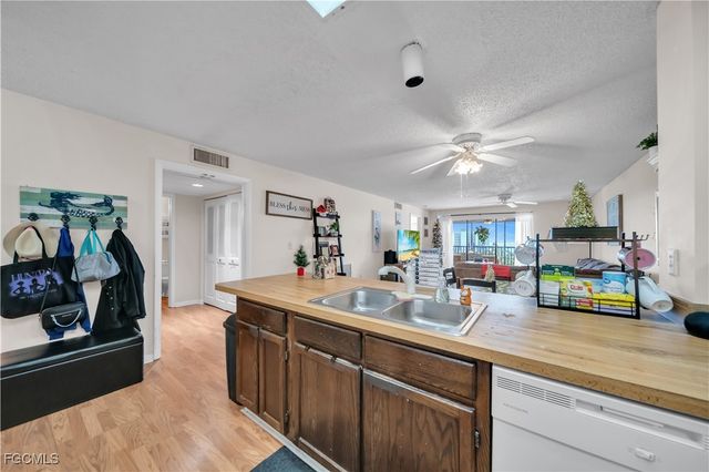 3458 Hancock Bridge PKWY SW 155, North Fort Myers, FL 33903