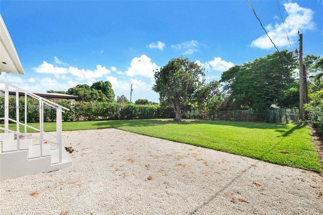 6356 SW 14th St, West Miami, FL 33144