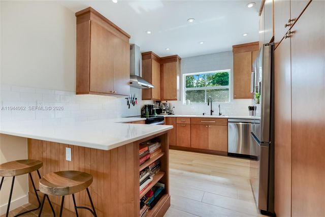 6356 SW 14th St, West Miami, FL 33144