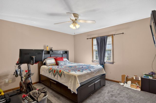 113 4th Street NE, Mitchellville, IA 50169