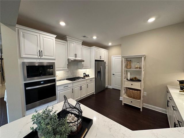 1601 Bonica Crossing 1601, Cumming, GA 30040