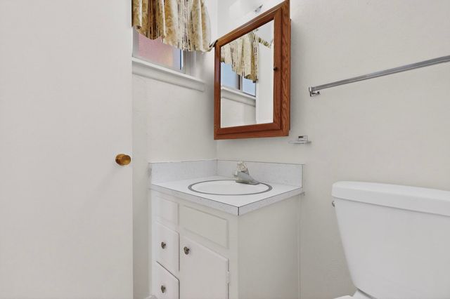 10324 Paseo Del Norte NW, Albuquerque, NM 87114