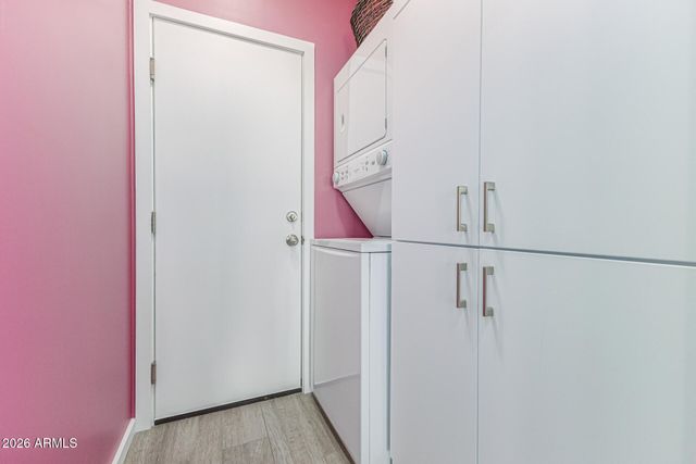 1612 E MAGELLAN Drive, New River, AZ 85087