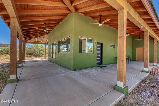 1612 E MAGELLAN Drive, New River, AZ 85087