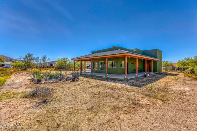 1612 E MAGELLAN Drive, New River, AZ 85087