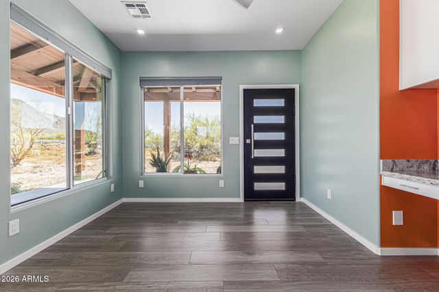 1612 E MAGELLAN Drive, New River, AZ 85087