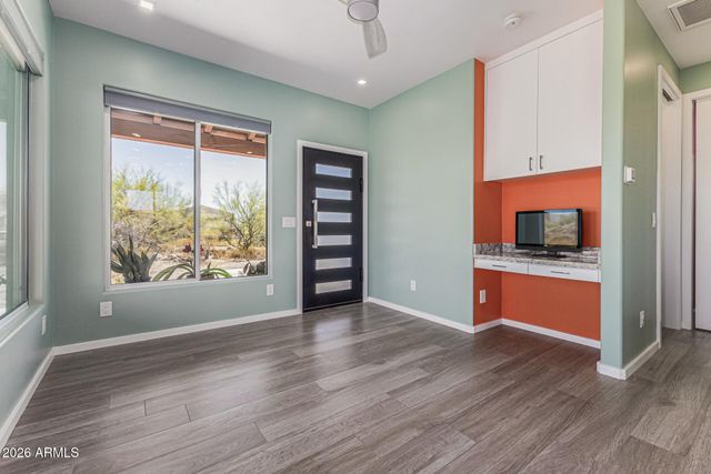 1612 E MAGELLAN Drive, New River, AZ 85087