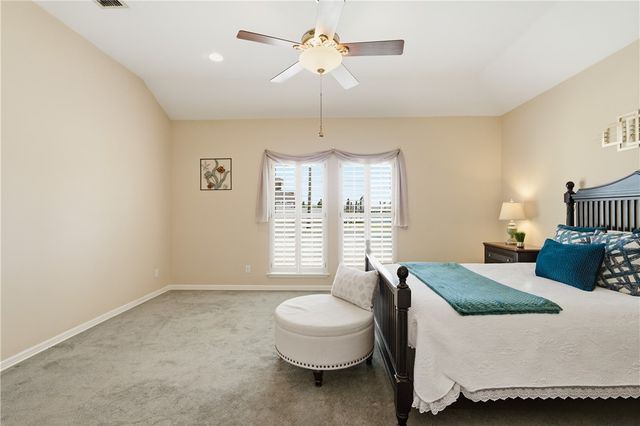 14041 La Blanquilla Dr, Corpus Christi, TX 78418