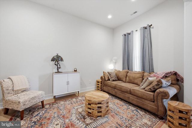 214 EQUESTRIAN WAY, Downingtown, PA 19335