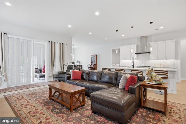 214 EQUESTRIAN WAY, Downingtown, PA 19335