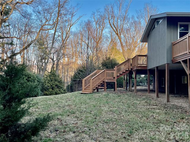 15 Beaverdam Court, Asheville, NC 28804