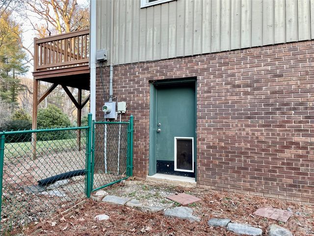 15 Beaverdam Court, Asheville, NC 28804