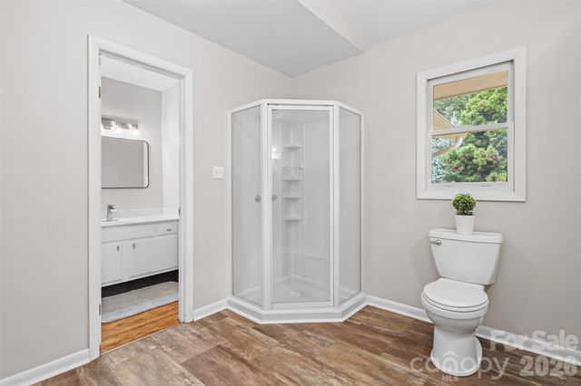 15 Beaverdam Court, Asheville, NC 28804