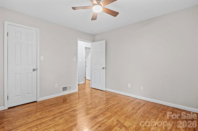 15 Beaverdam Court, Asheville, NC 28804