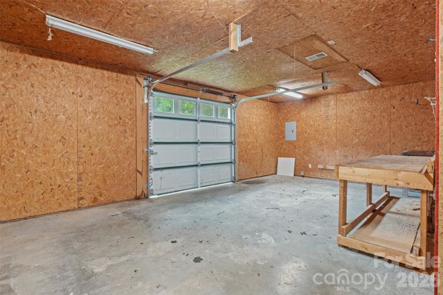 15 Beaverdam Court, Asheville, NC 28804