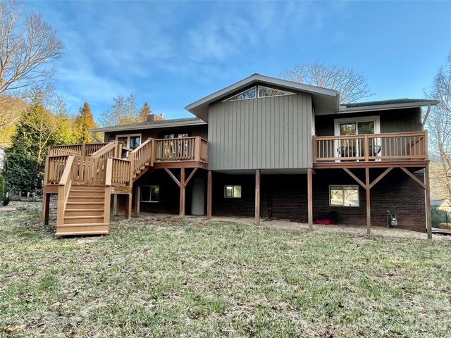 15 Beaverdam Court, Asheville, NC 28804