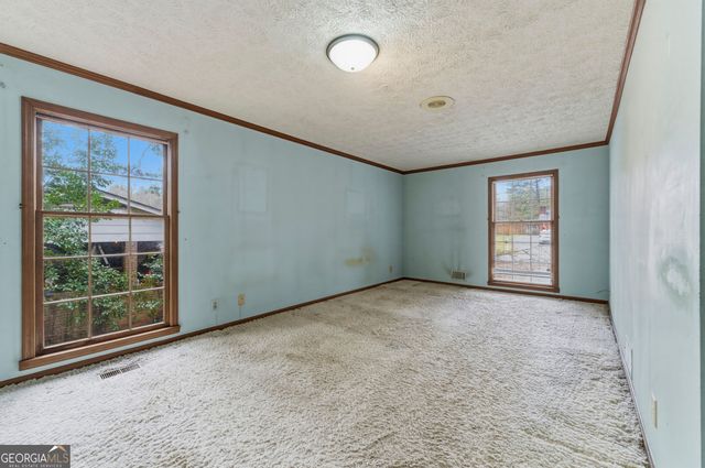 6950 Knollwood Drive, Morrow, GA 30260