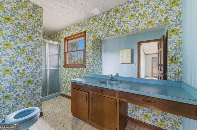 6950 Knollwood Drive, Morrow, GA 30260