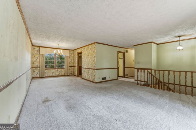 6950 Knollwood Drive, Morrow, GA 30260