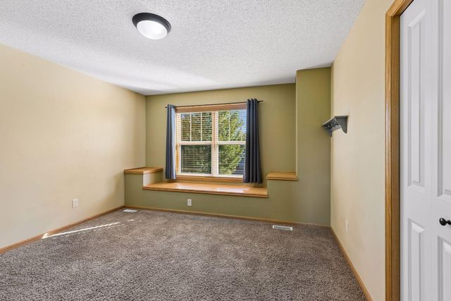 2832 Liberty Trail, Woodbury, MN 55129