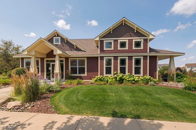 2832 Liberty Trail, Woodbury, MN 55129