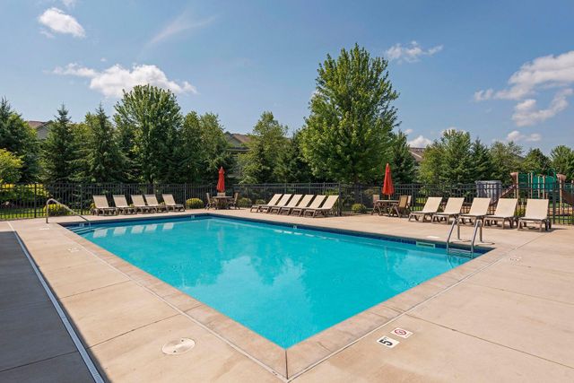 2832 Liberty Trail, Woodbury, MN 55129