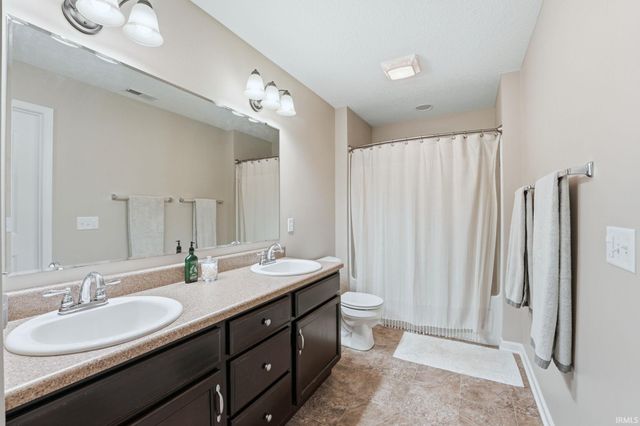 13717 Ruffner Road, Fort Wayne, IN 46814