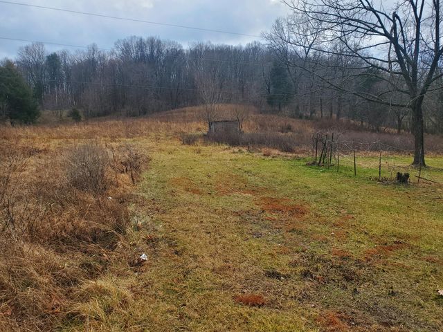 2165 State Hwy 3246, Crab Orchard, KY 40419