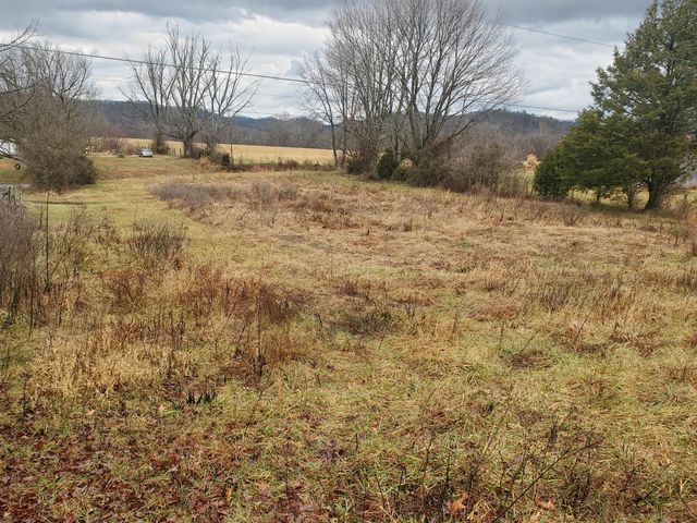 2165 State Hwy 3246, Crab Orchard, KY 40419